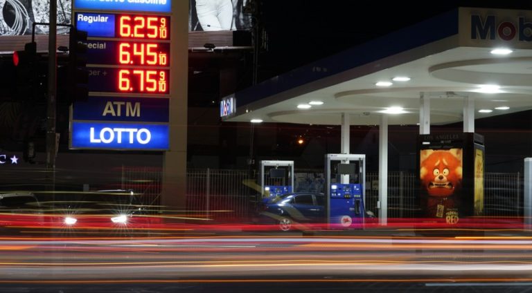 washington-state-gas-stations-run-out-of-gas-add-a-digit-to-charge-10